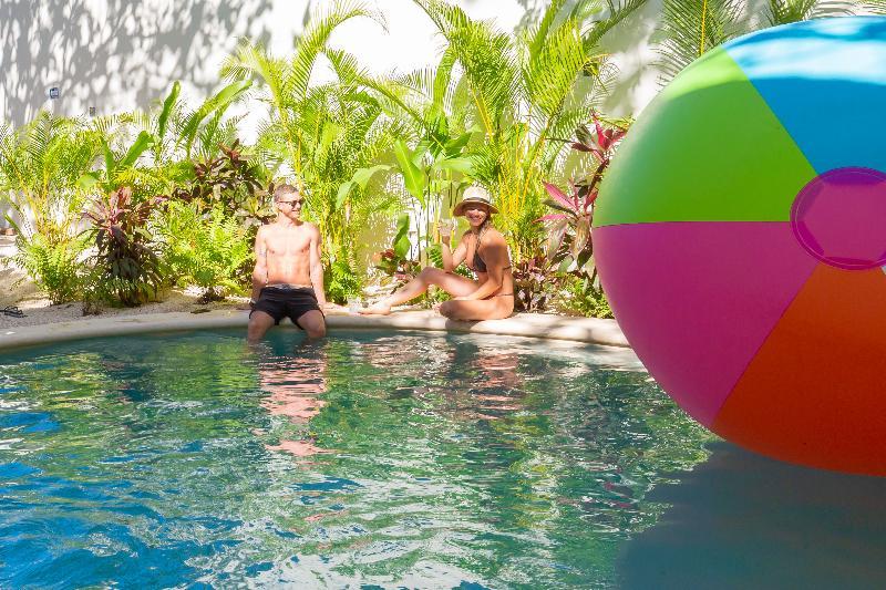 Oostel Smart Hostel - Tulum Pueblo (Adults Only) Kültér fotó